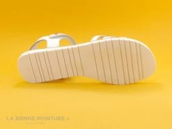 Kickers BETTY Blanc - 694790-30-3 - Nu-pieds Fille -Chaussure Soldes Boutique cd24607c73b9e66c561f35ea11d5d5ef img 6116.jpg 135757