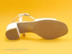 Brenda Zaro F3248 Erika - Blanc - Sandale Femme Talon Carre 15 Brenda Zaro F3248 Erika - Blanc - Sandale Femme Talon Carre -Chaussure Soldes Boutique cd24607c73b9e66c561f35ea11d5d5ef img 6189.jpg 135807